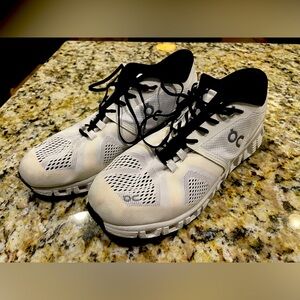 On Cloud, Cloud X, Women’s size 7